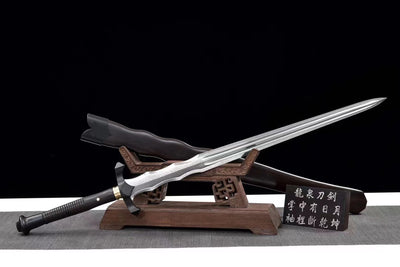Holy Dignity War Sword