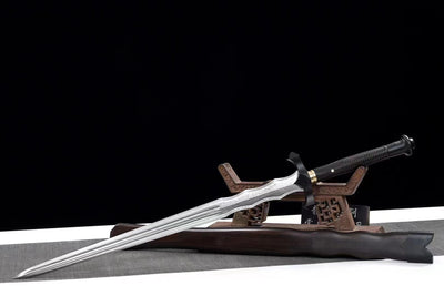 Holy Dignity War Sword